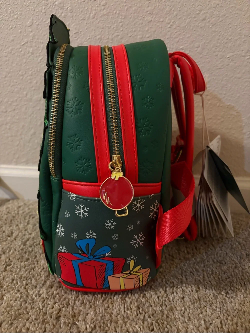 Loungefly Dr. Seuss Grinch Green Holiday Mini Backpack NWT Light Up Tree